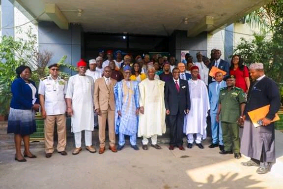 Senate Committee on Environment Image